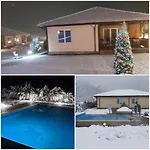 ホリデーパーク вилен комплекс дарибел