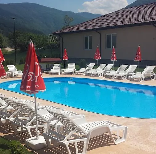 Holiday park вилен комплекс дарибел